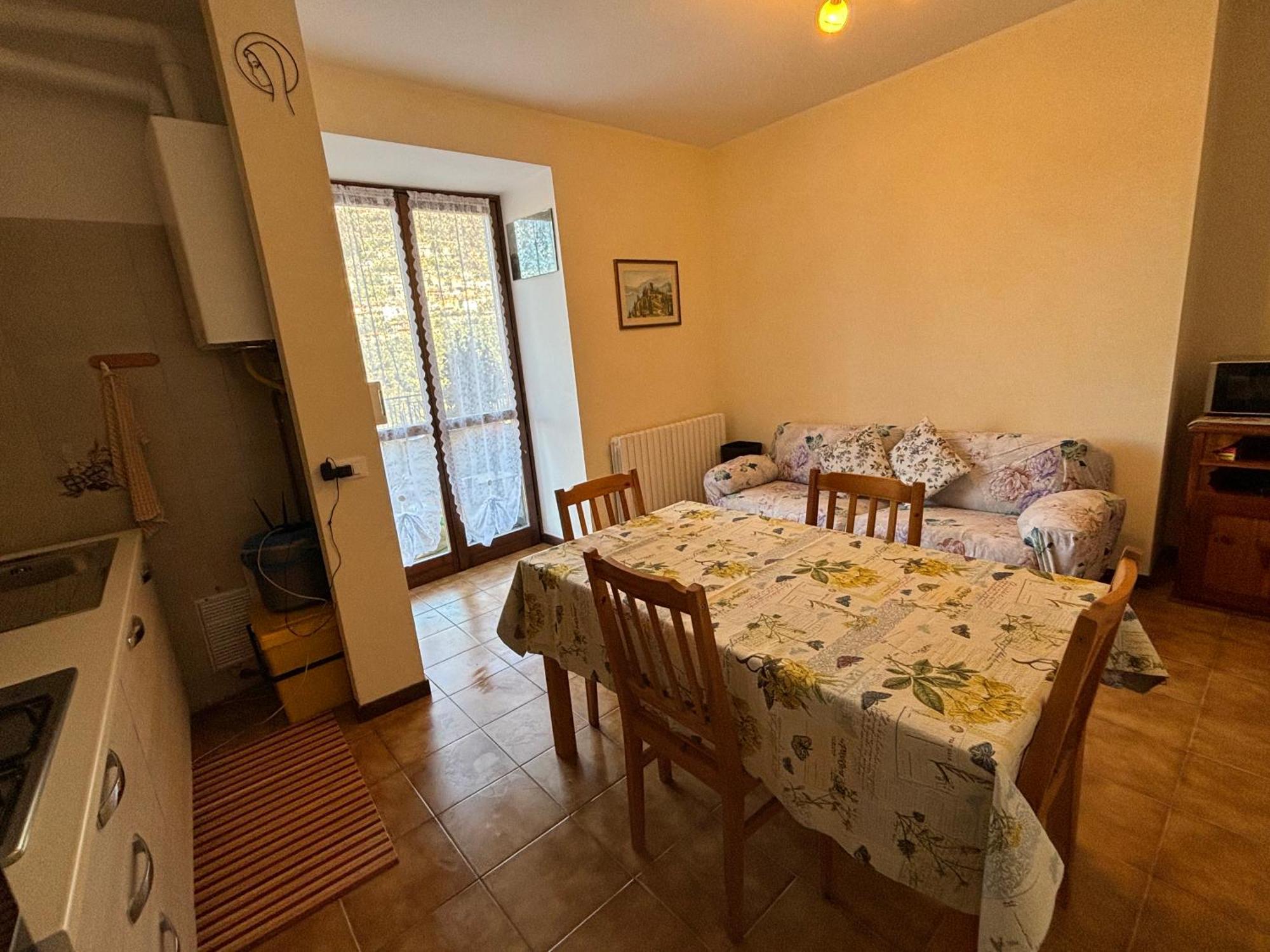 Hotel Diffuso Il Portichetto Vezio Perledo Екстериор снимка