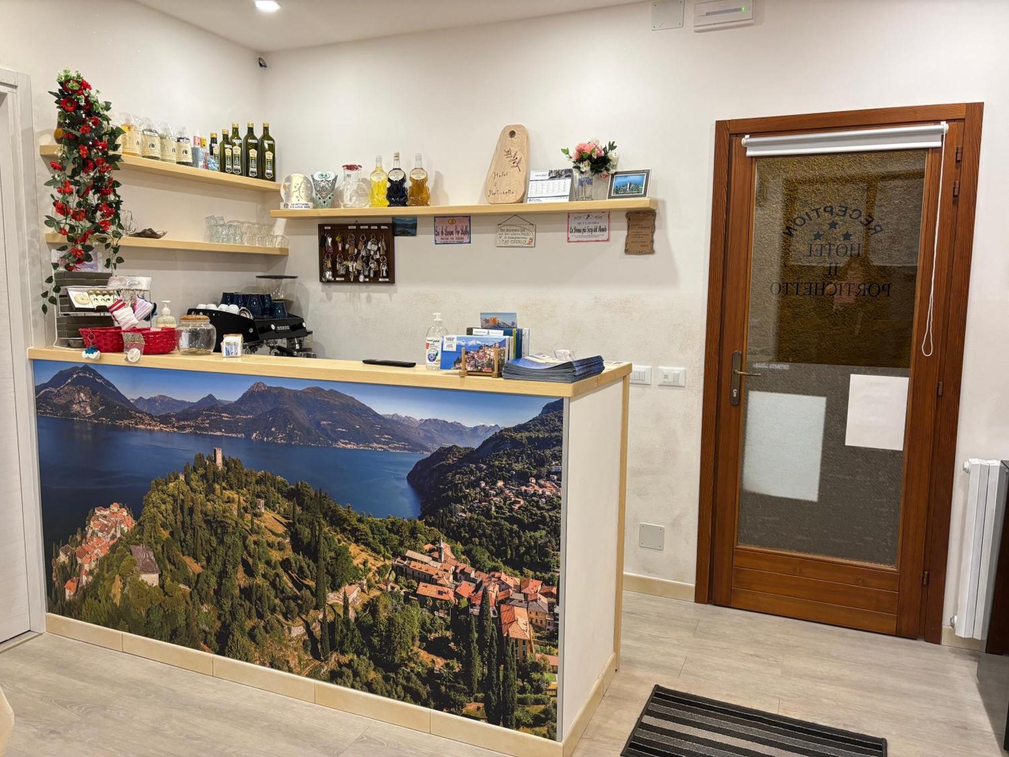 Hotel Diffuso Il Portichetto Vezio Perledo Екстериор снимка