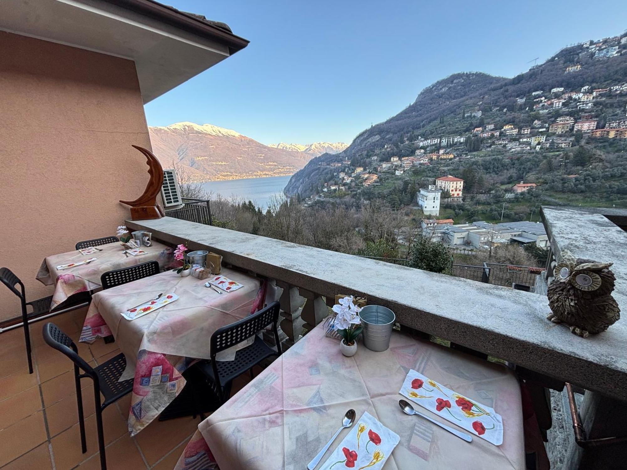 Hotel Diffuso Il Portichetto Vezio Perledo Екстериор снимка